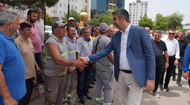 Başkan Gökhan Yüksel, Belediye Personeliyle Bayramlaştı