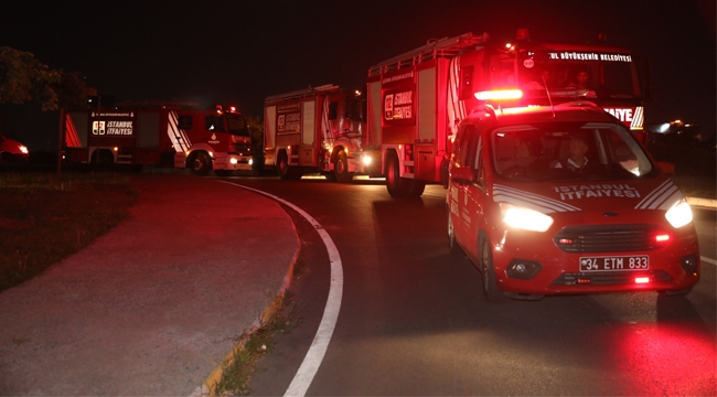 İBB İtfaiyesi'nden Çanakkale ve İzmir Yangınlarına Destek	