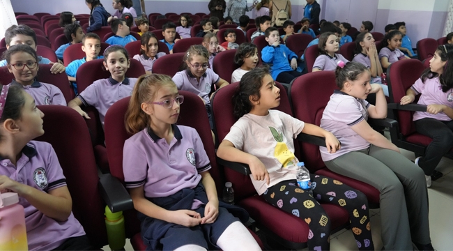 Kartal Belediyesi'nden Akran Zorbalığı ve Sağlıklı Beslenme Üzerine Eğitici Seminer