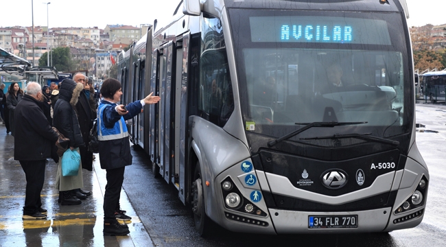 24/12/2024 İETT'de İlk Kadın Metrobüs Denetim Amiri Göreve Başladı